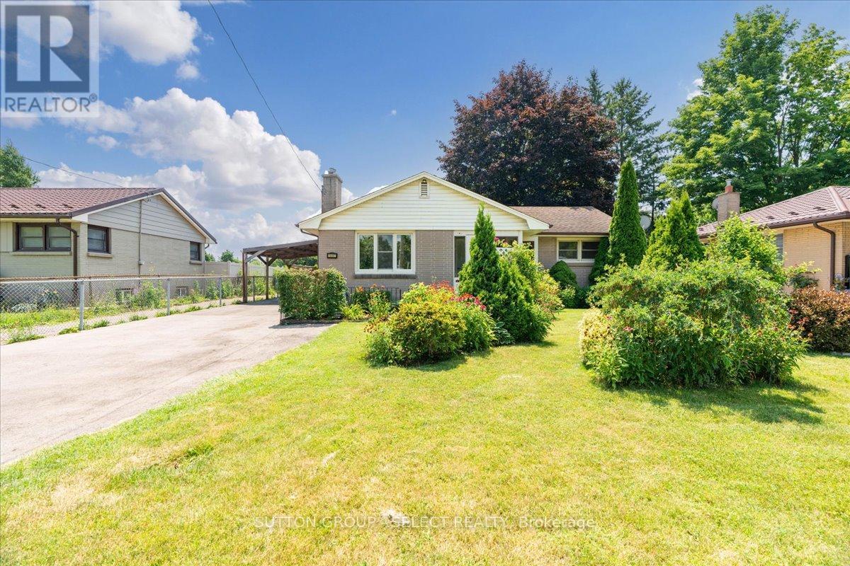 1697 Moffatt Avenue Property Photo 1