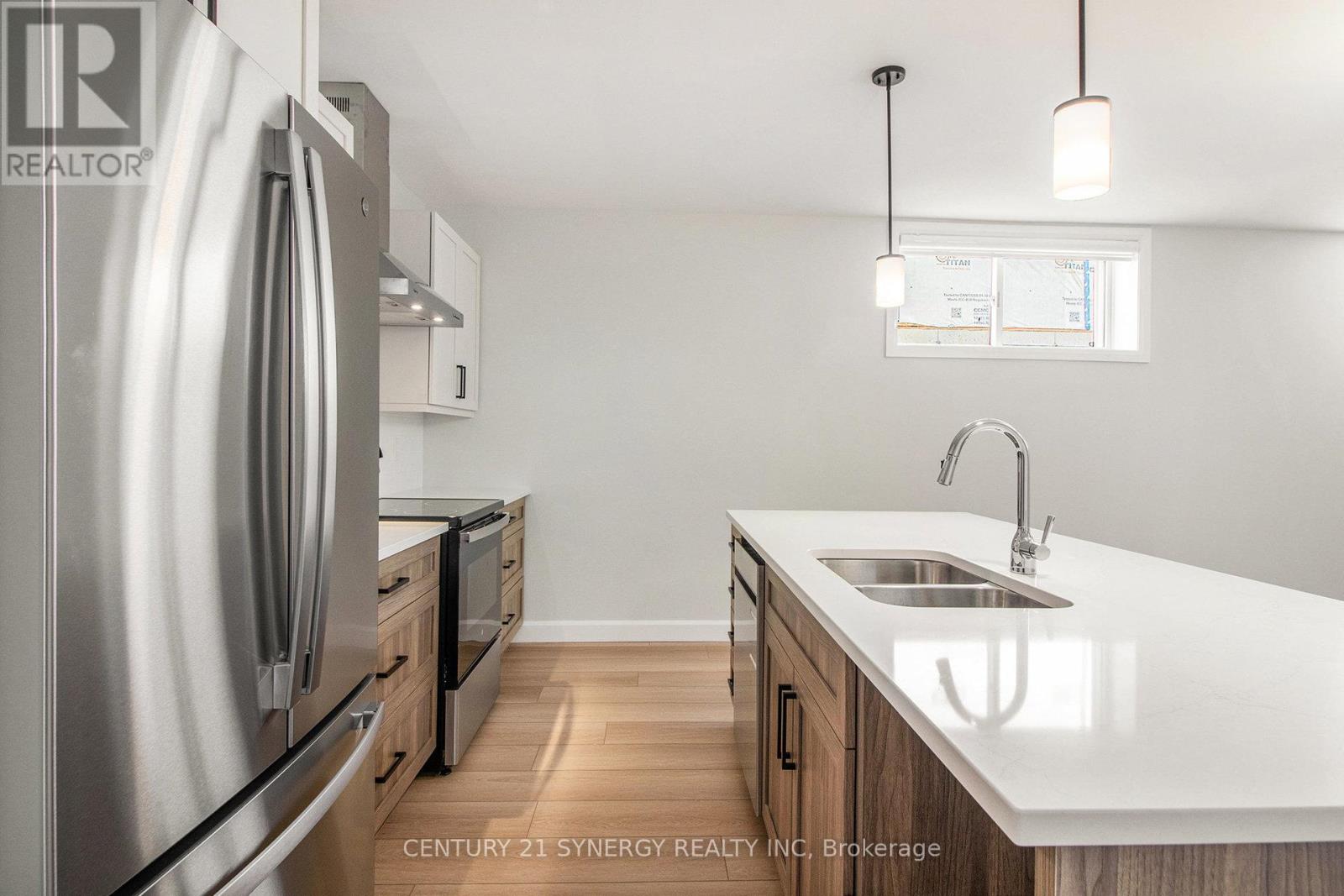 B - 60 Helen Street Property Photo 6