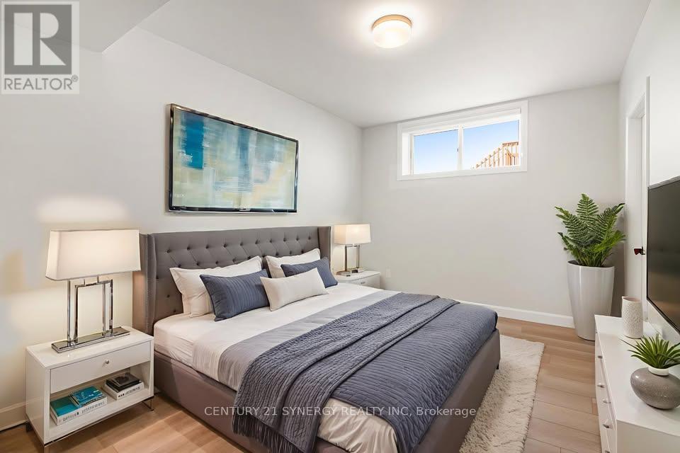 B - 60 Helen Street Property Photo 18