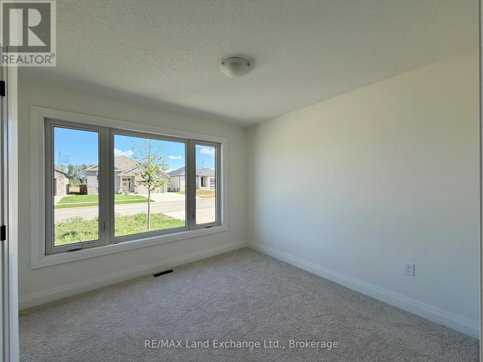 448 Burnside Street Property Photo 2