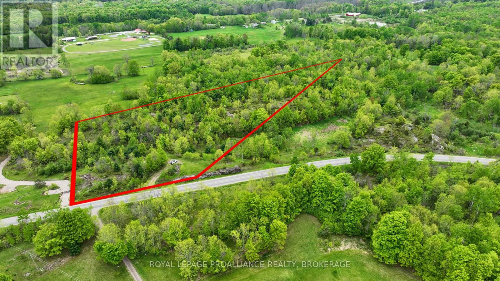 1147 Long Lake Road Property Photo 1