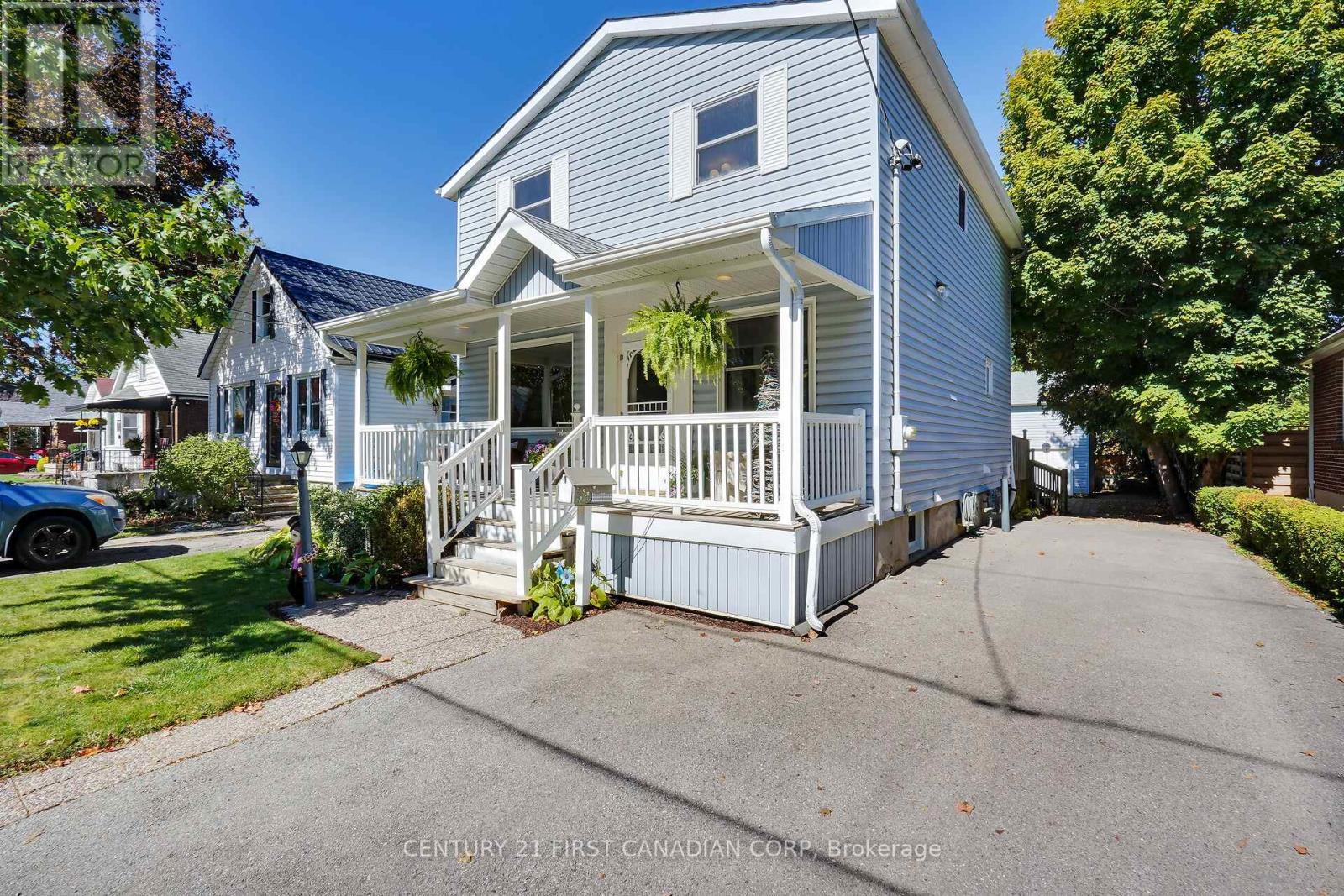 42 Briscoe Street Property Photo 1