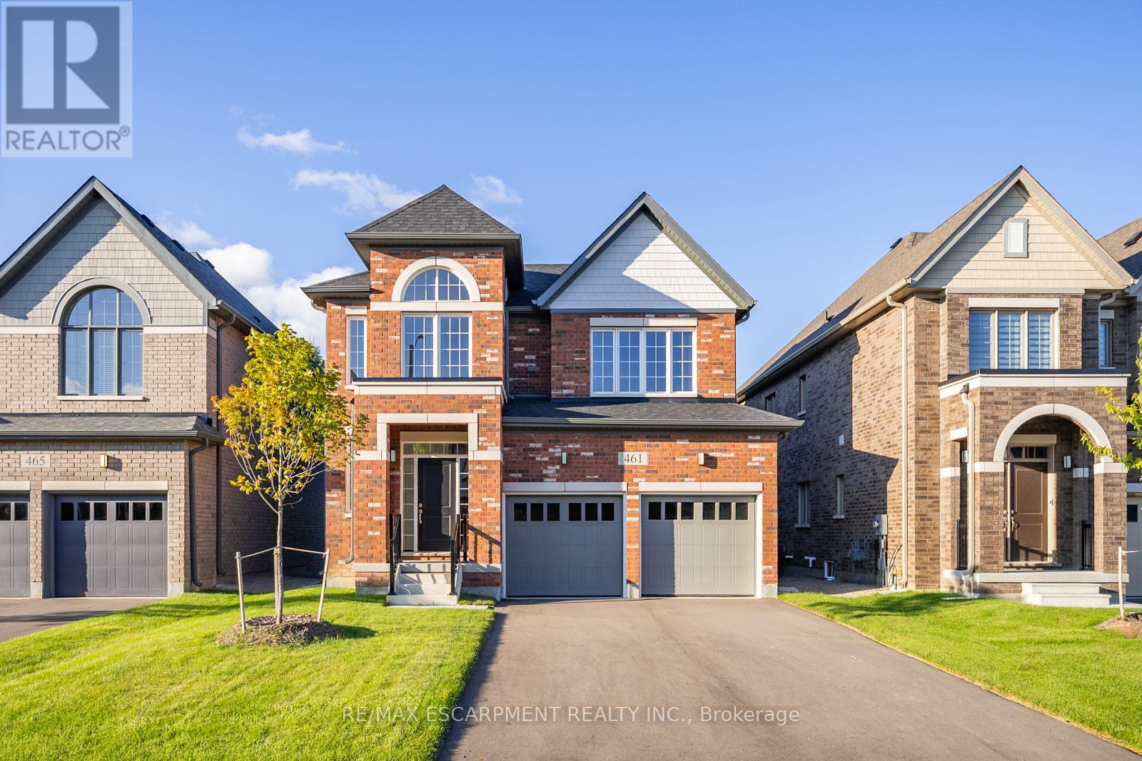 461 Adelaide Street Property Photo 1