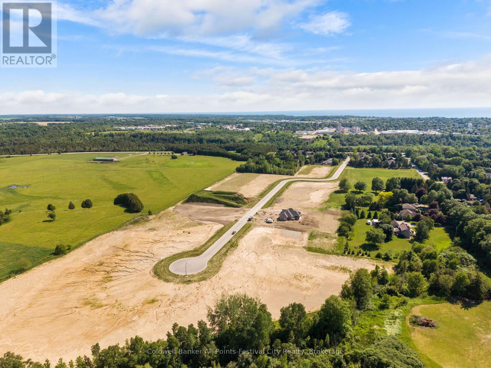 81322 Westmount Line Property Photo 5