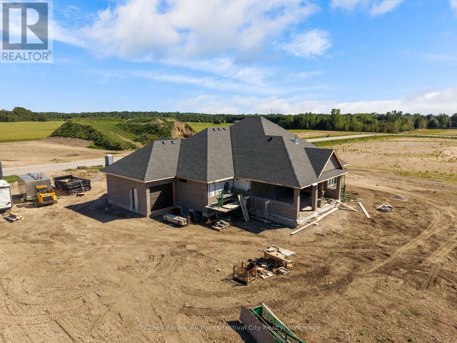 81322 Westmount Line Property Photo 11