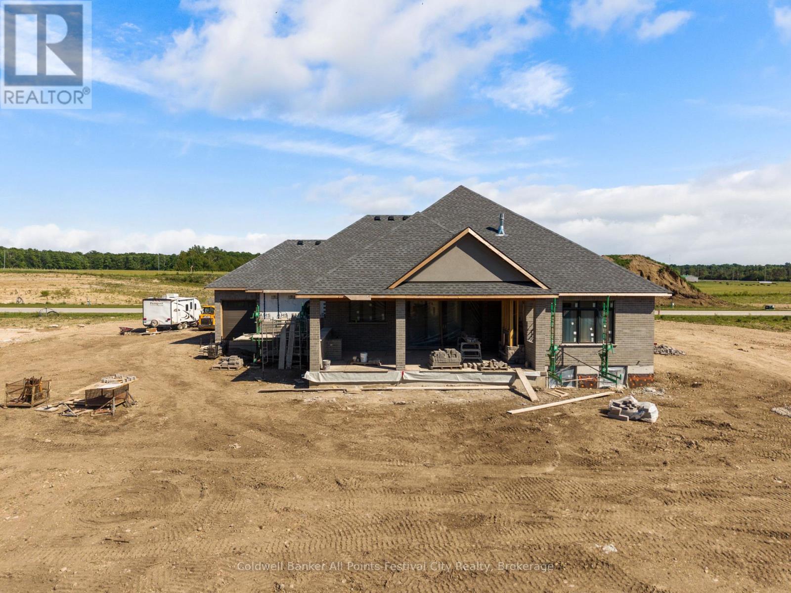 81322 Westmount Line Property Photo 12