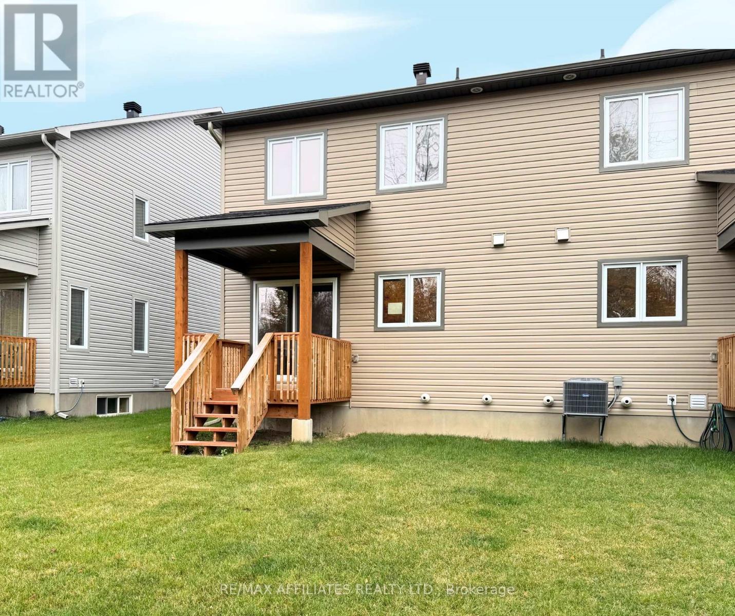 351 Voyageur Place Property Photo 16