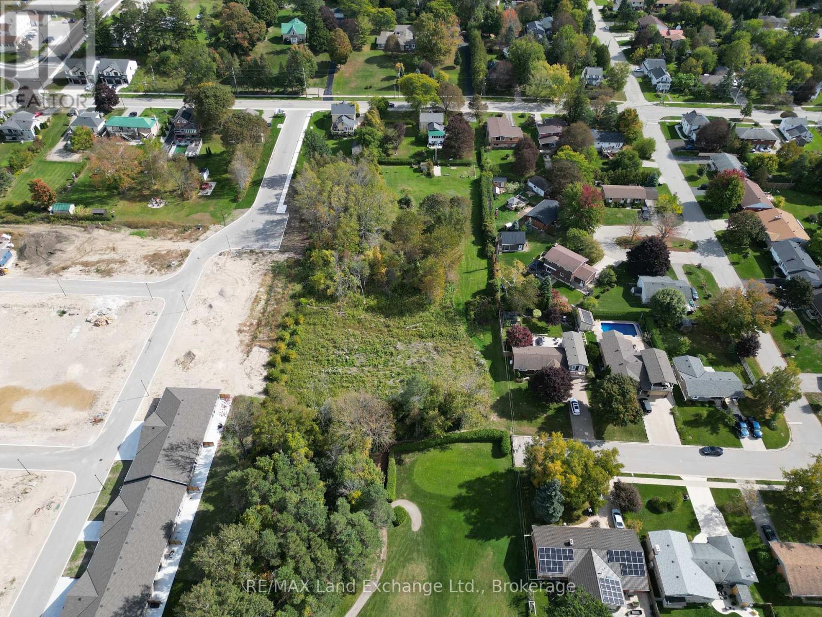 1178 Queen Street N Property Photo 2