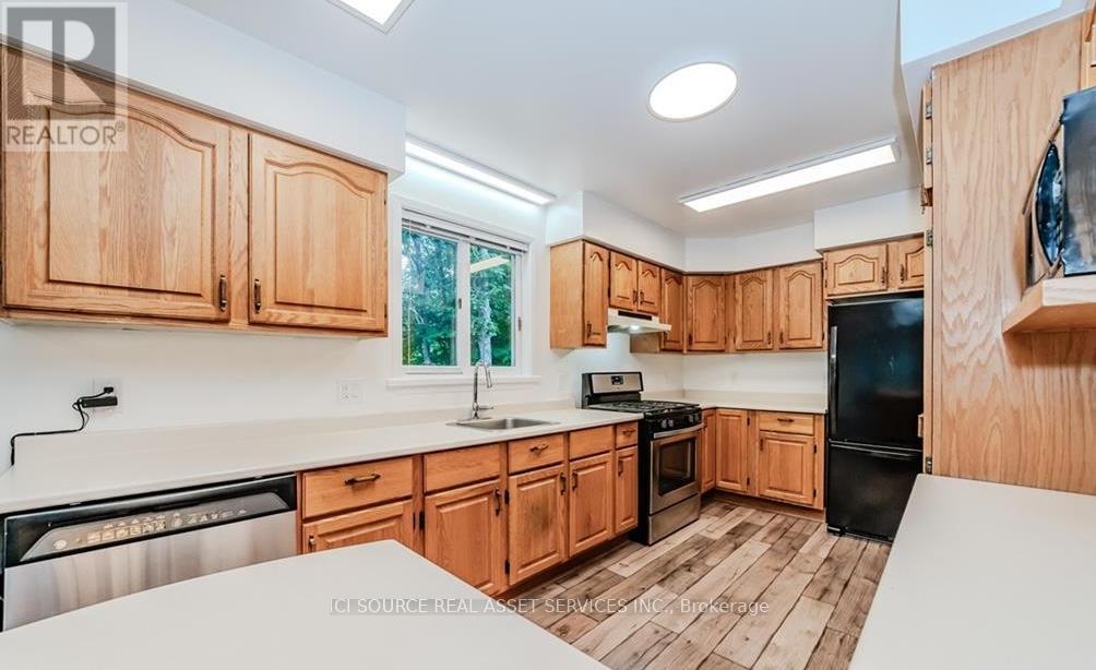 9 Indian Crescent Property Photo 5
