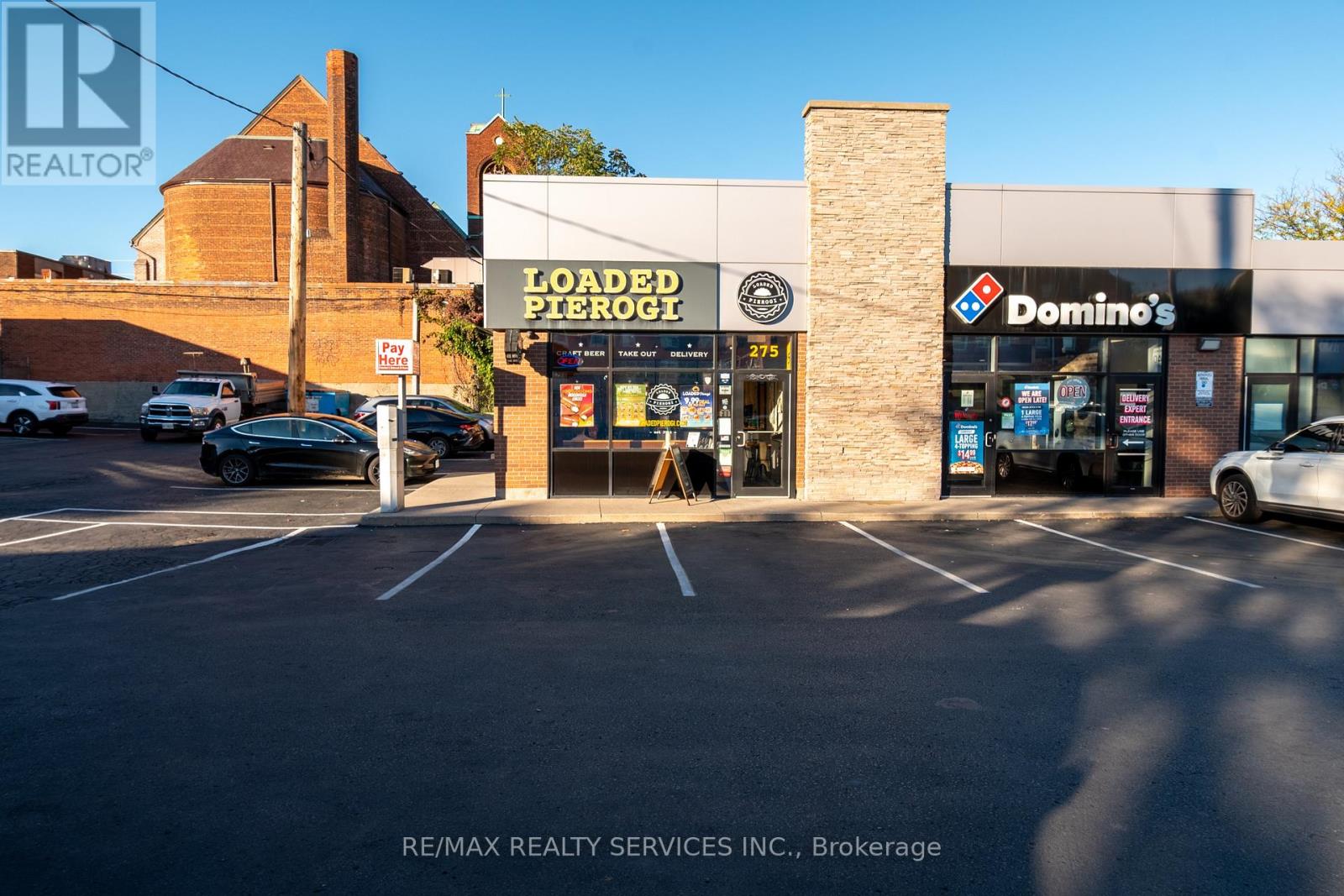 275 James Street N Property Photo