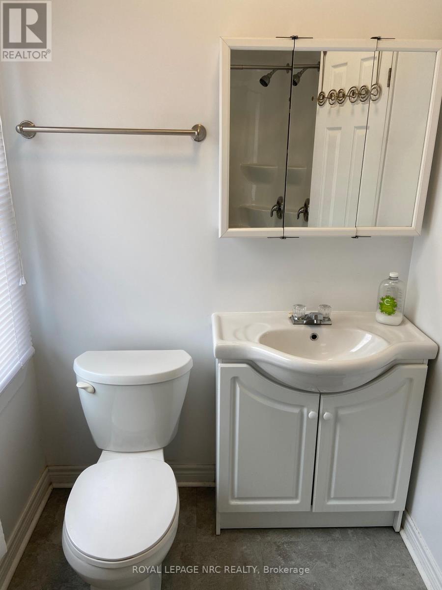 3 - 244 Ontario Street Property Photo 4