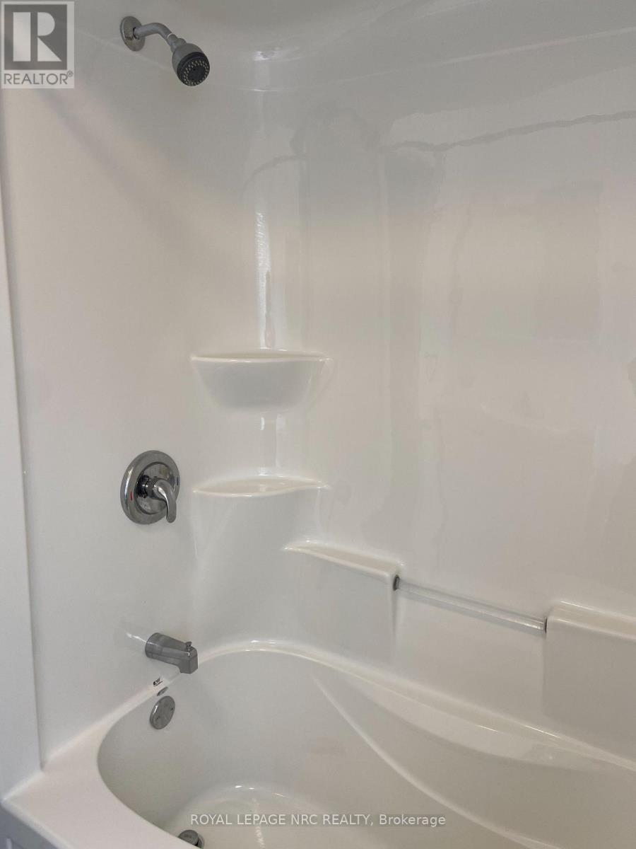 3 - 244 Ontario Street Property Photo 5