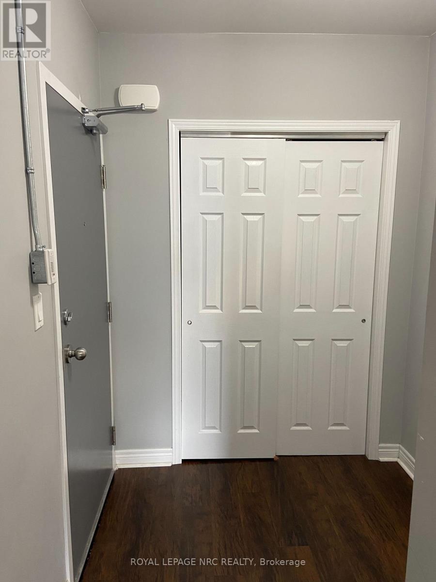 3 - 244 Ontario Street Property Photo 6