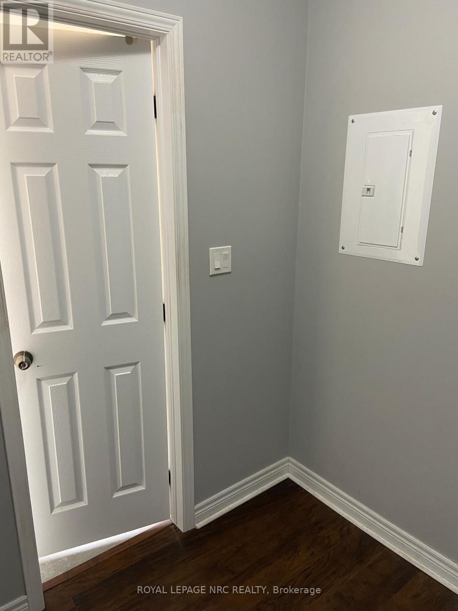 3 - 244 Ontario Street Property Photo 7