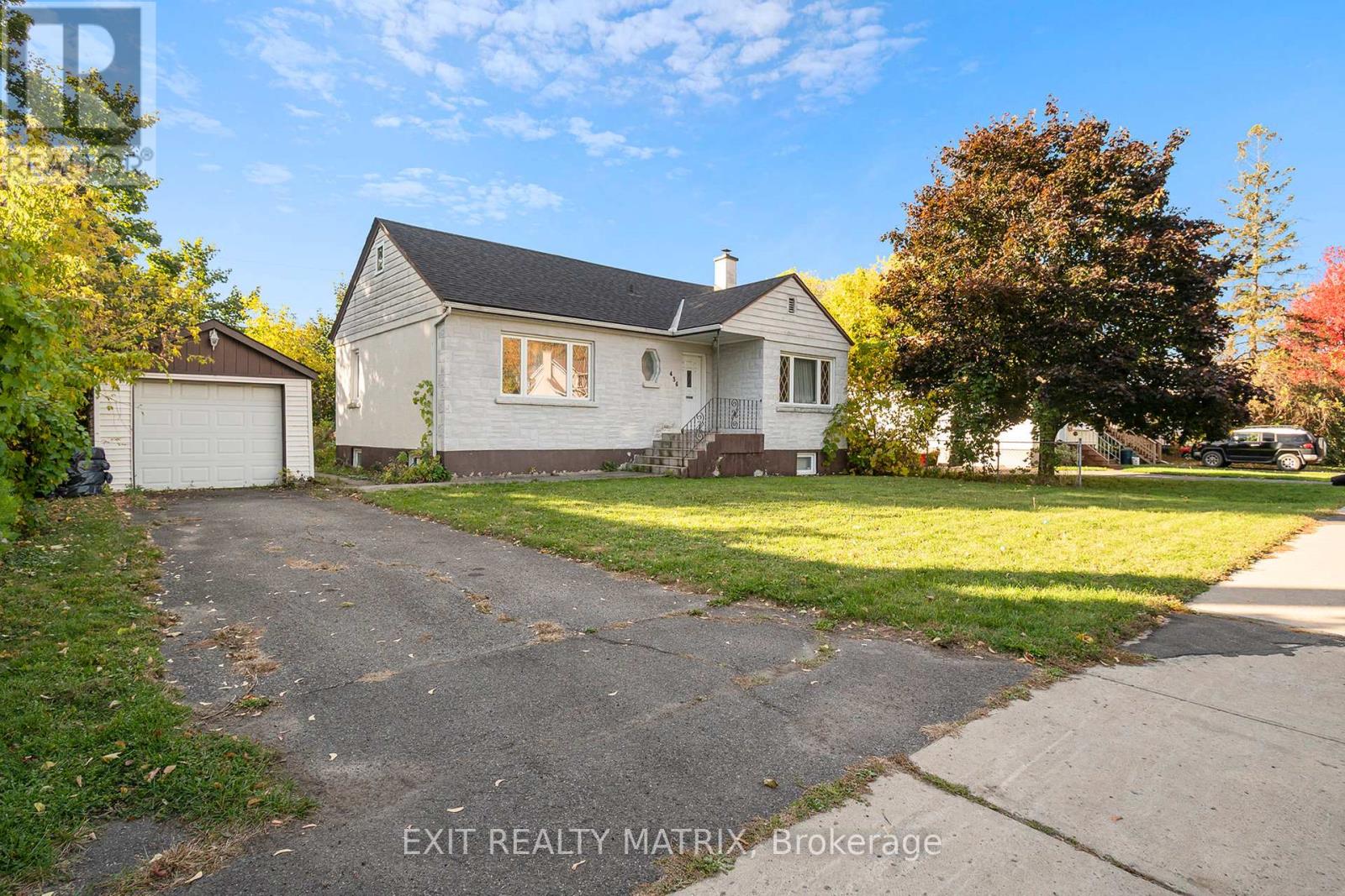 436 Blake Boulevard Property Photo 3