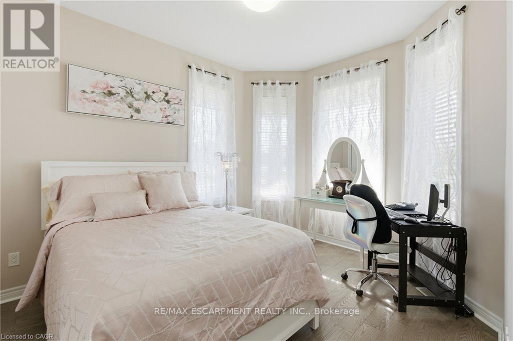 4 Ellis Avenue Property Photo 5