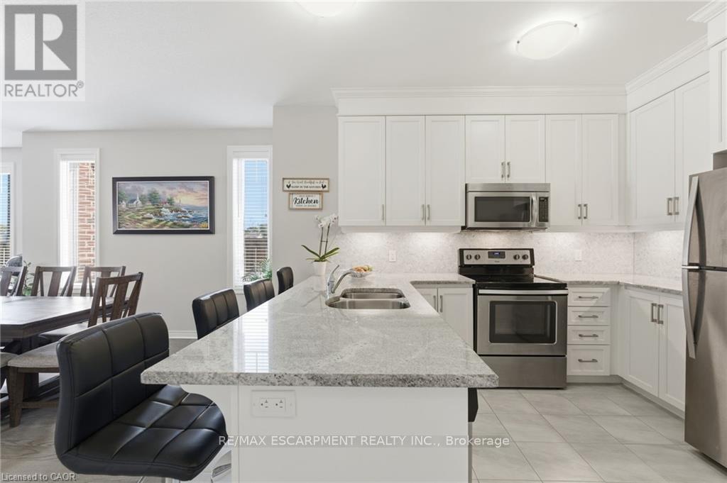 4 Ellis Avenue Property Photo 11