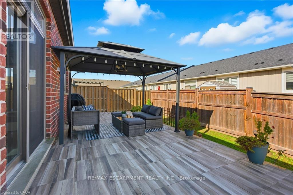 4 Ellis Avenue Property Photo 31