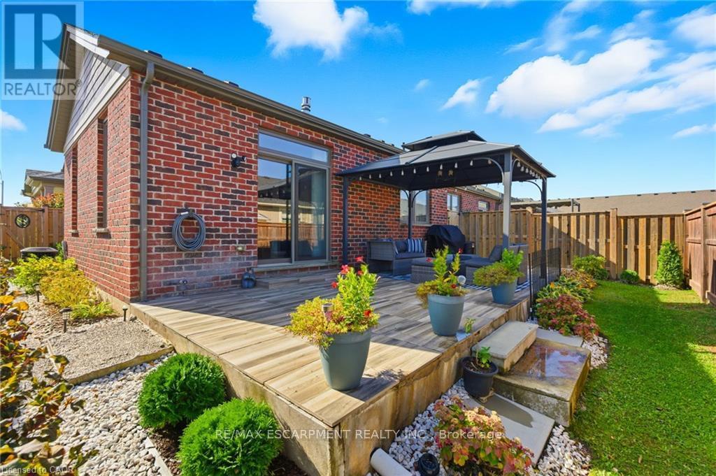 4 Ellis Avenue Property Photo 33