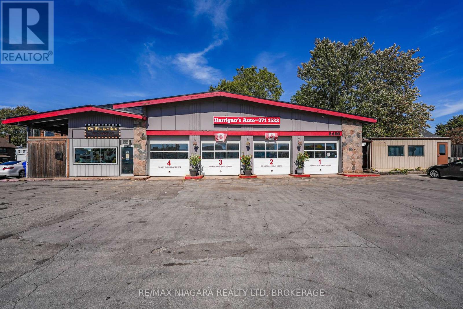 6499 LUNDYS LANE