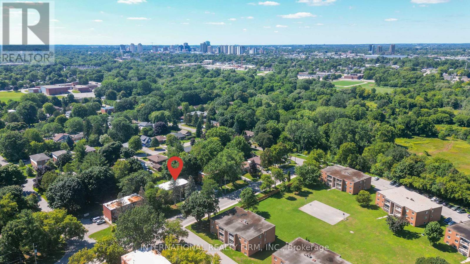 81 King Edward Avenue Property Photo 1