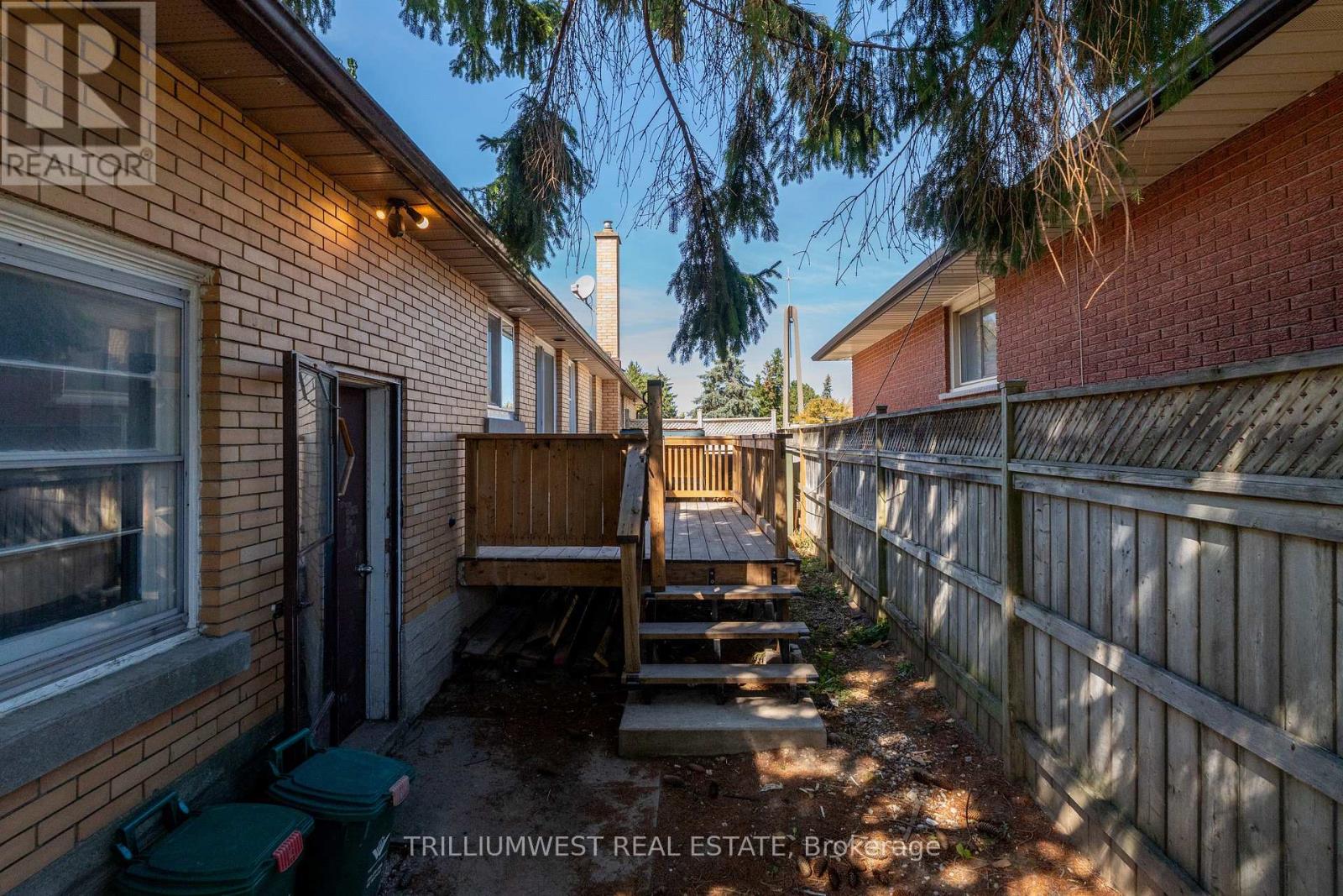 C - 301 Franklin Street N Property Photo 4