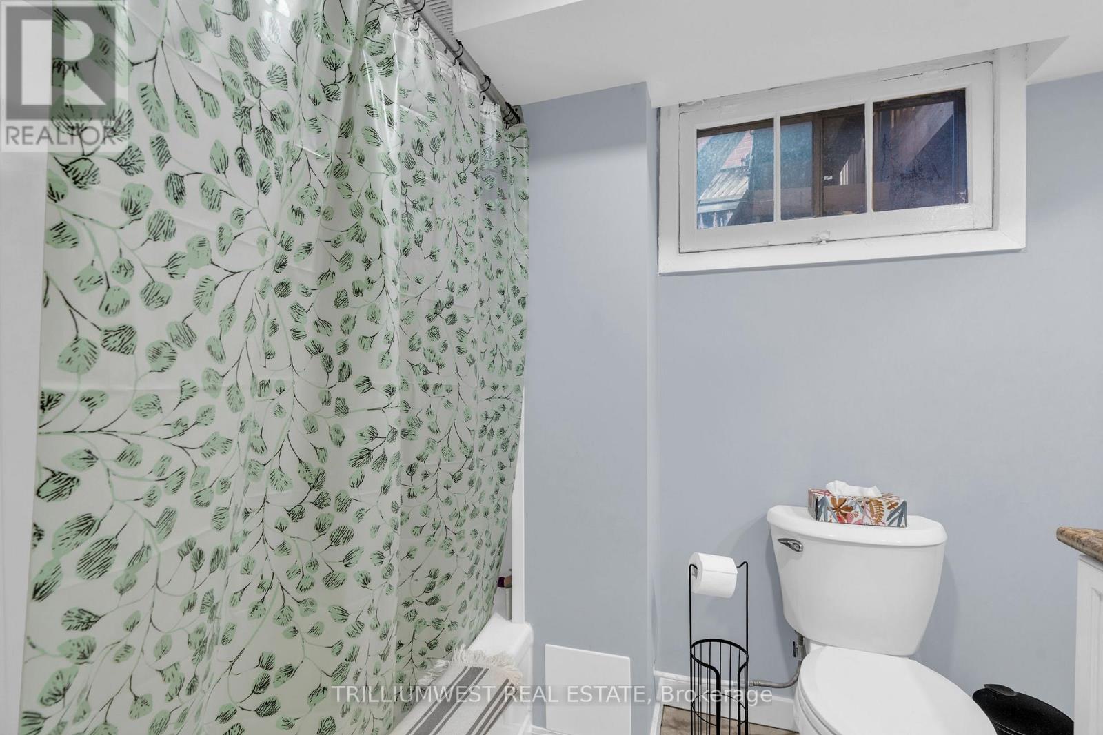 C - 301 Franklin Street N Property Photo 12