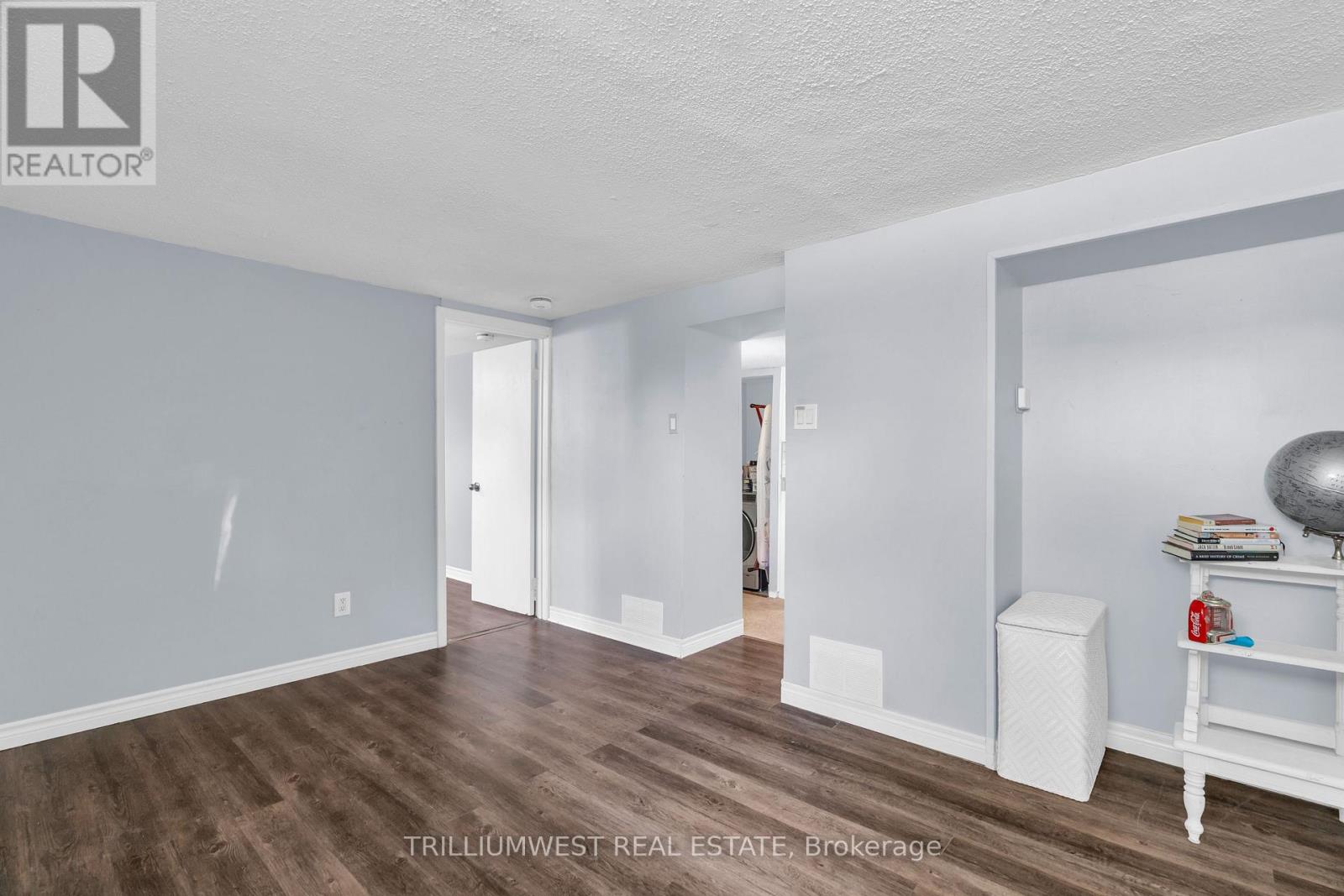 C - 301 Franklin Street N Property Photo 15