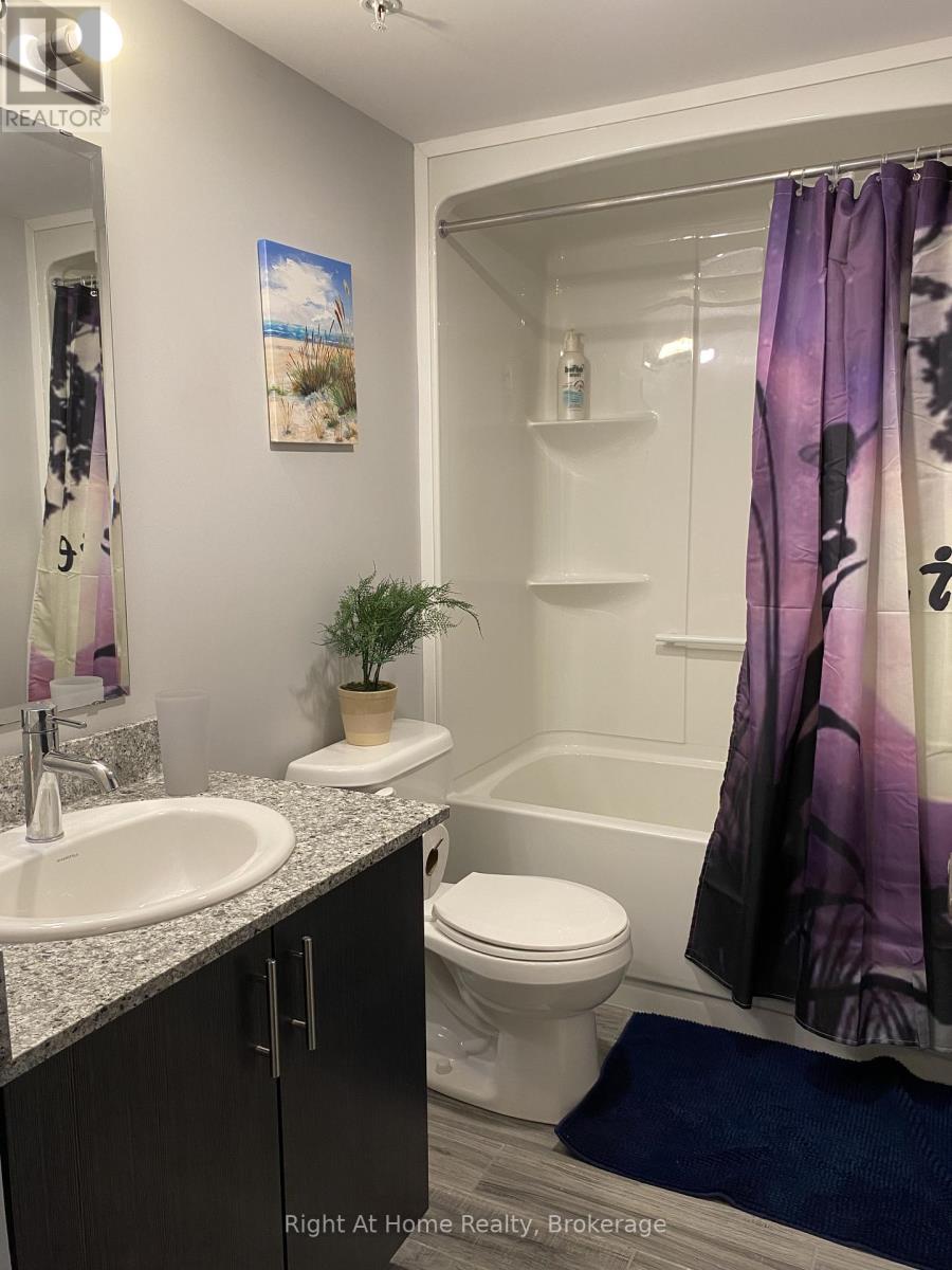 F202 - 275 Larch Street Property Photo 17