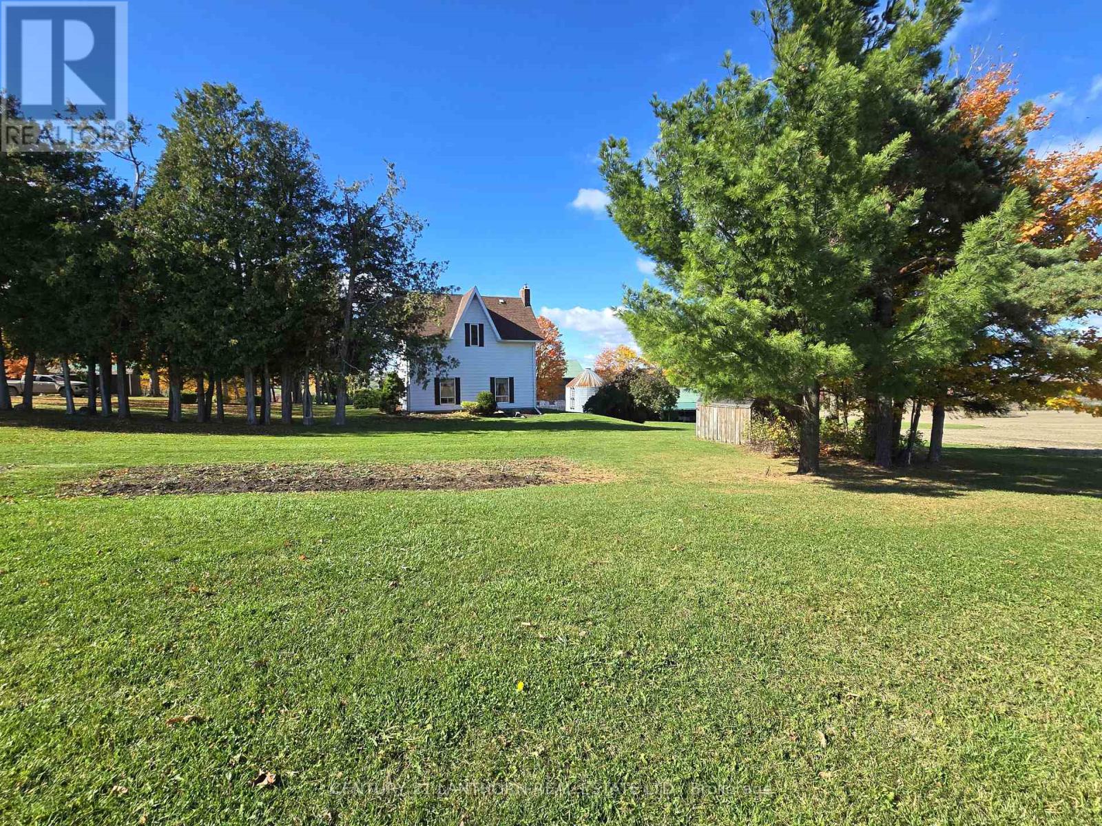 488297 30th Side Road Property Photo 16