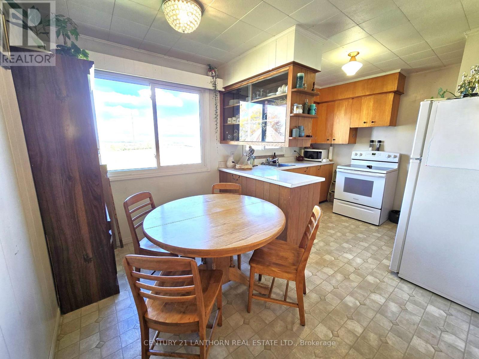 488297 30th Side Road Property Photo 36