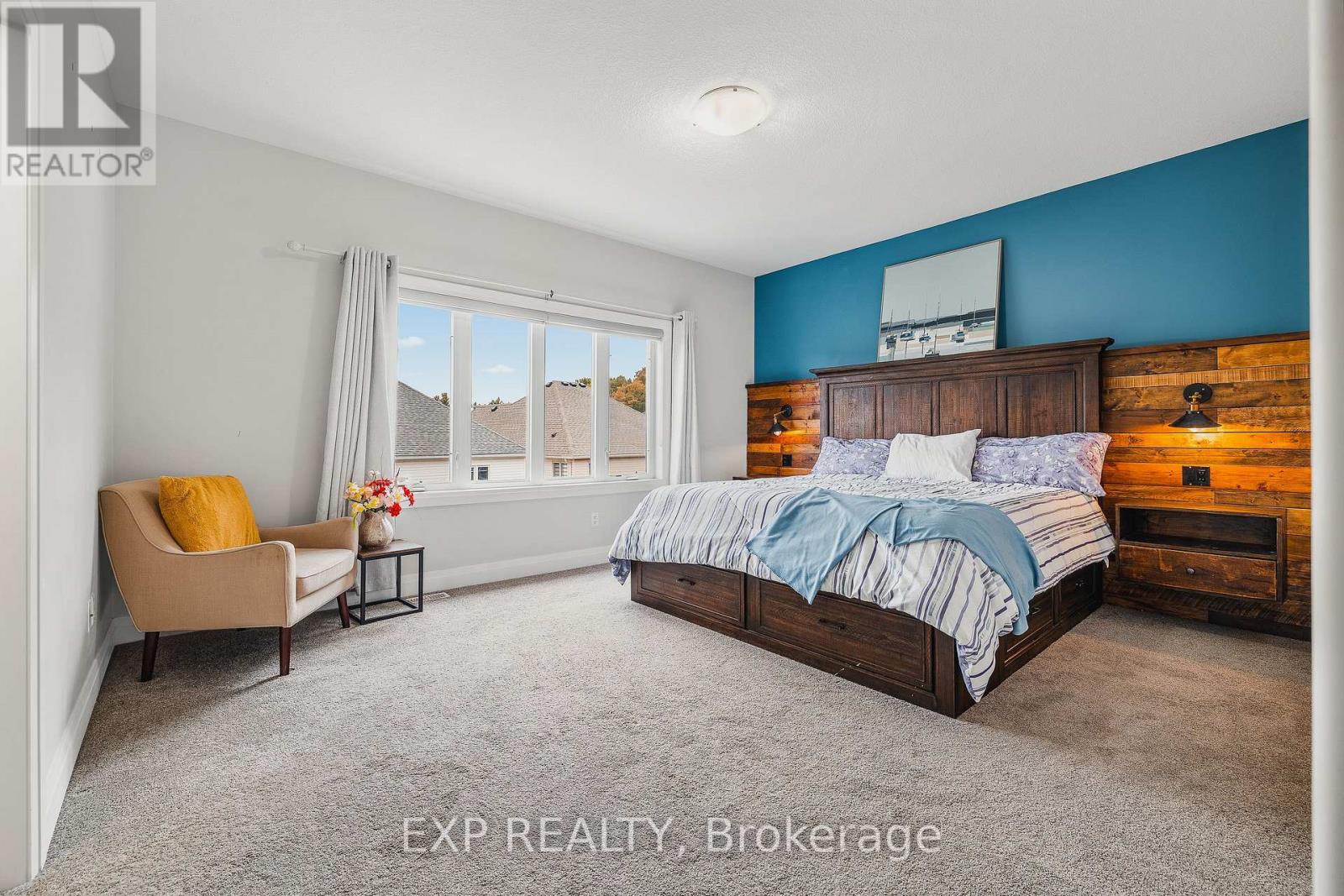 346 Moorlands Crescent Property Photo 23