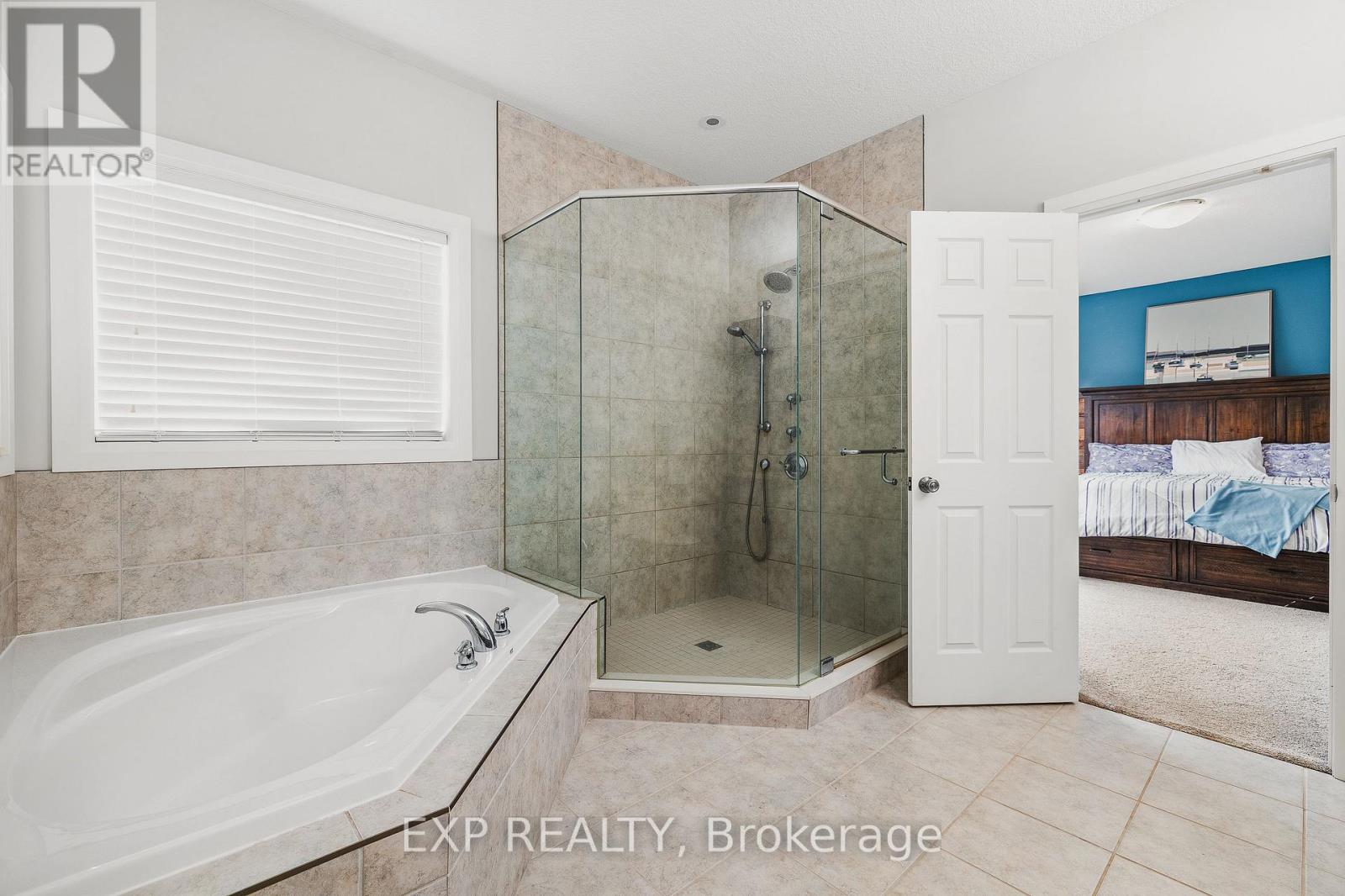 346 Moorlands Crescent Property Photo 26