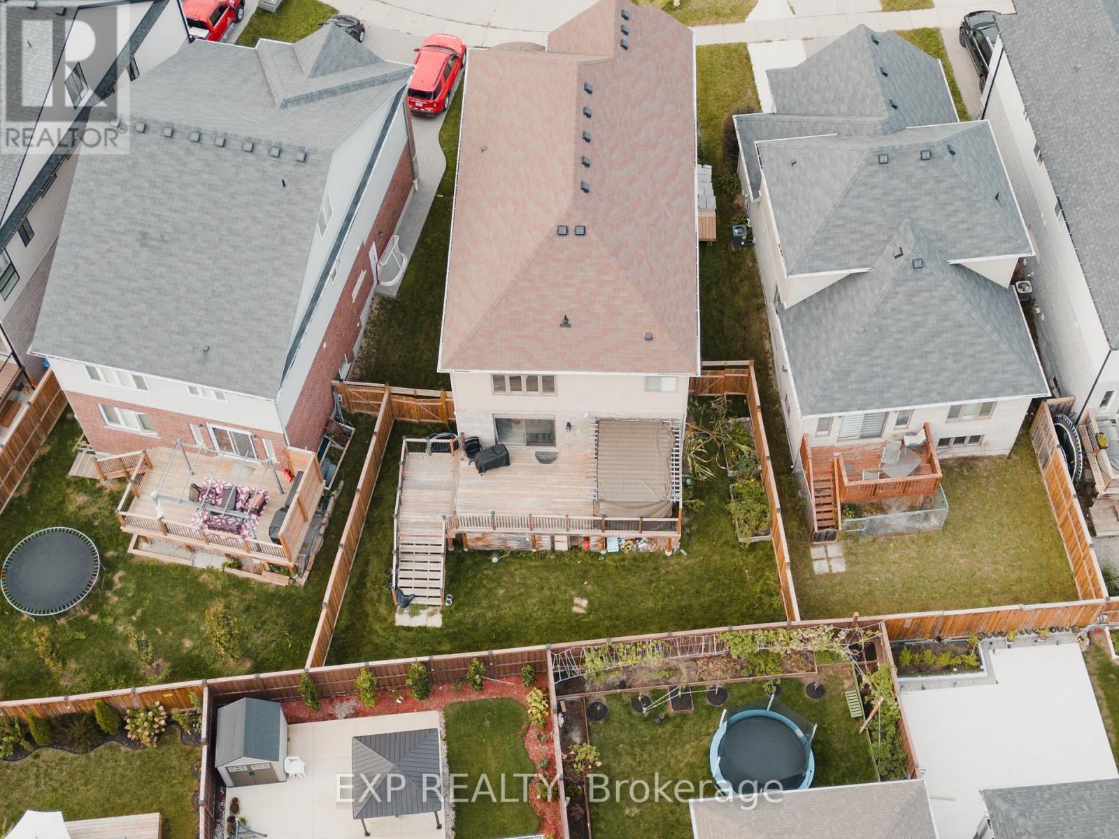 346 Moorlands Crescent Property Photo 35