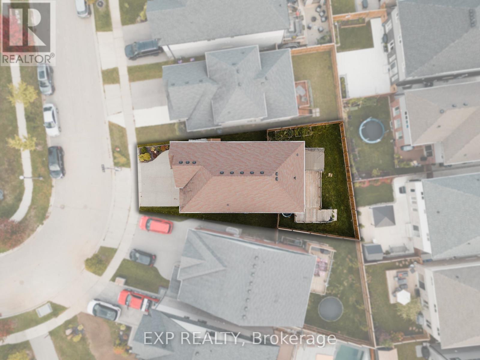 346 Moorlands Crescent Property Photo 40