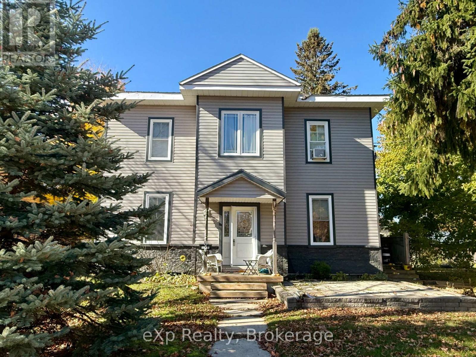 511 Colborne Street Property Photo 1