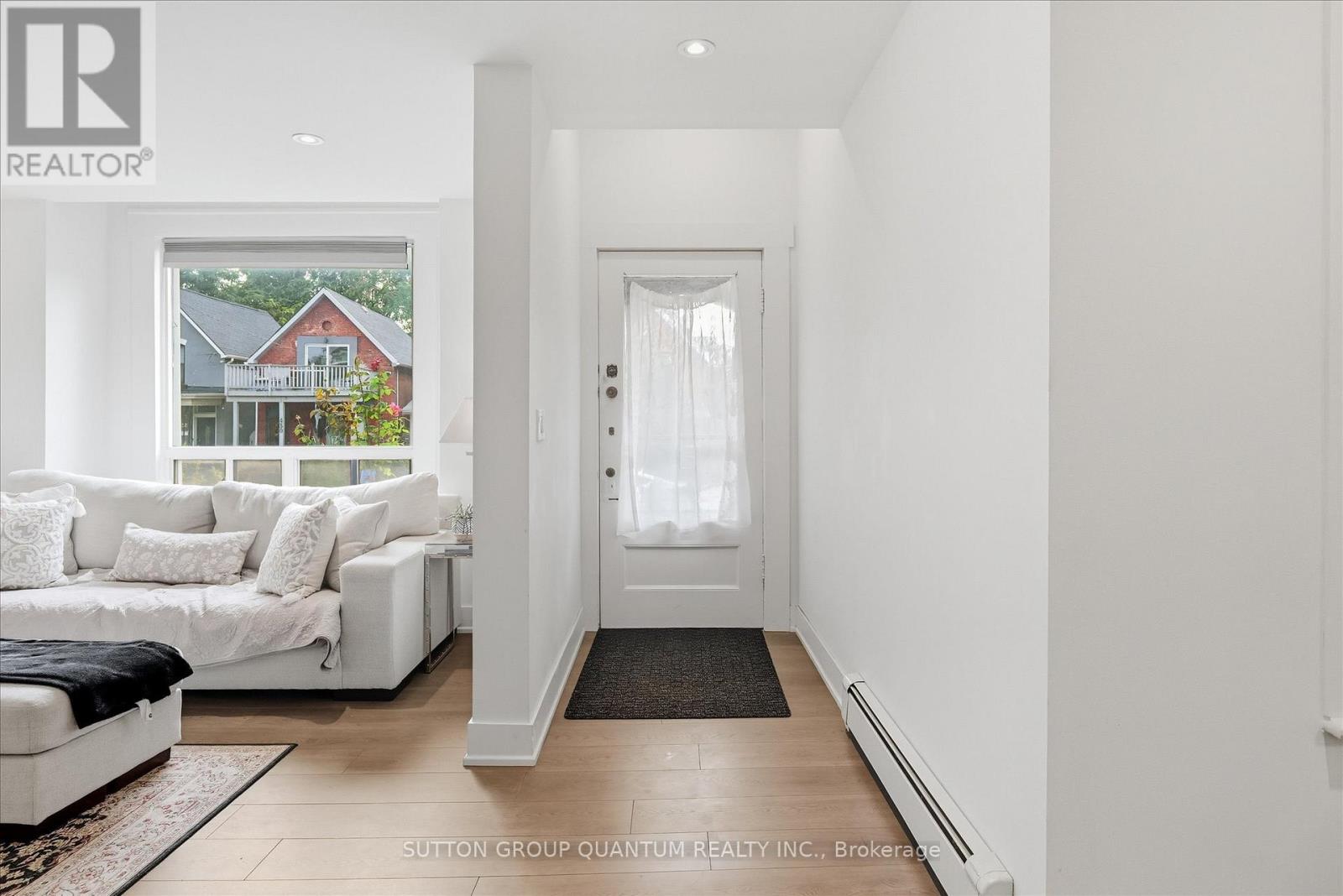 443 King William Street Property Photo 6