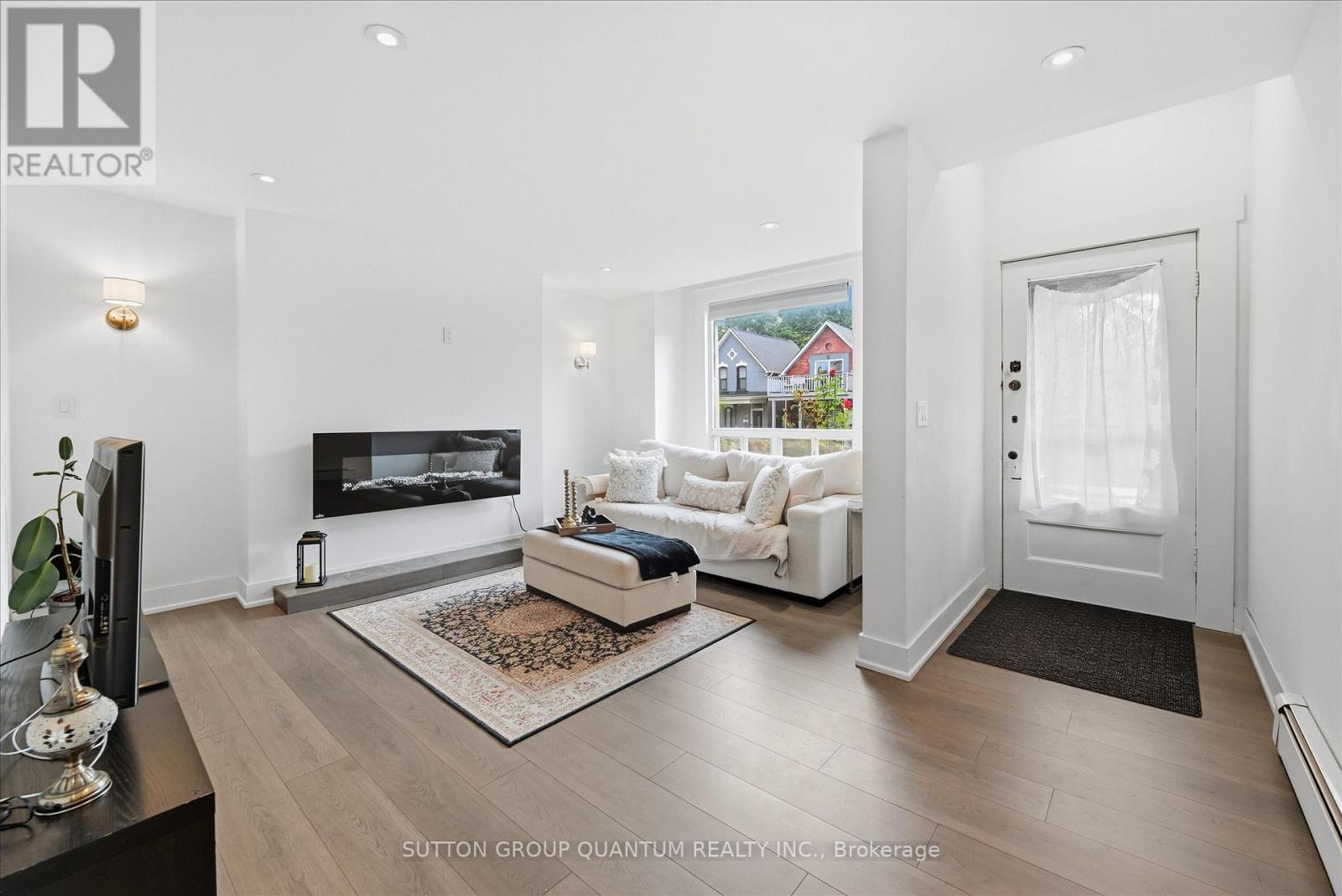 443 King William Street Property Photo 7