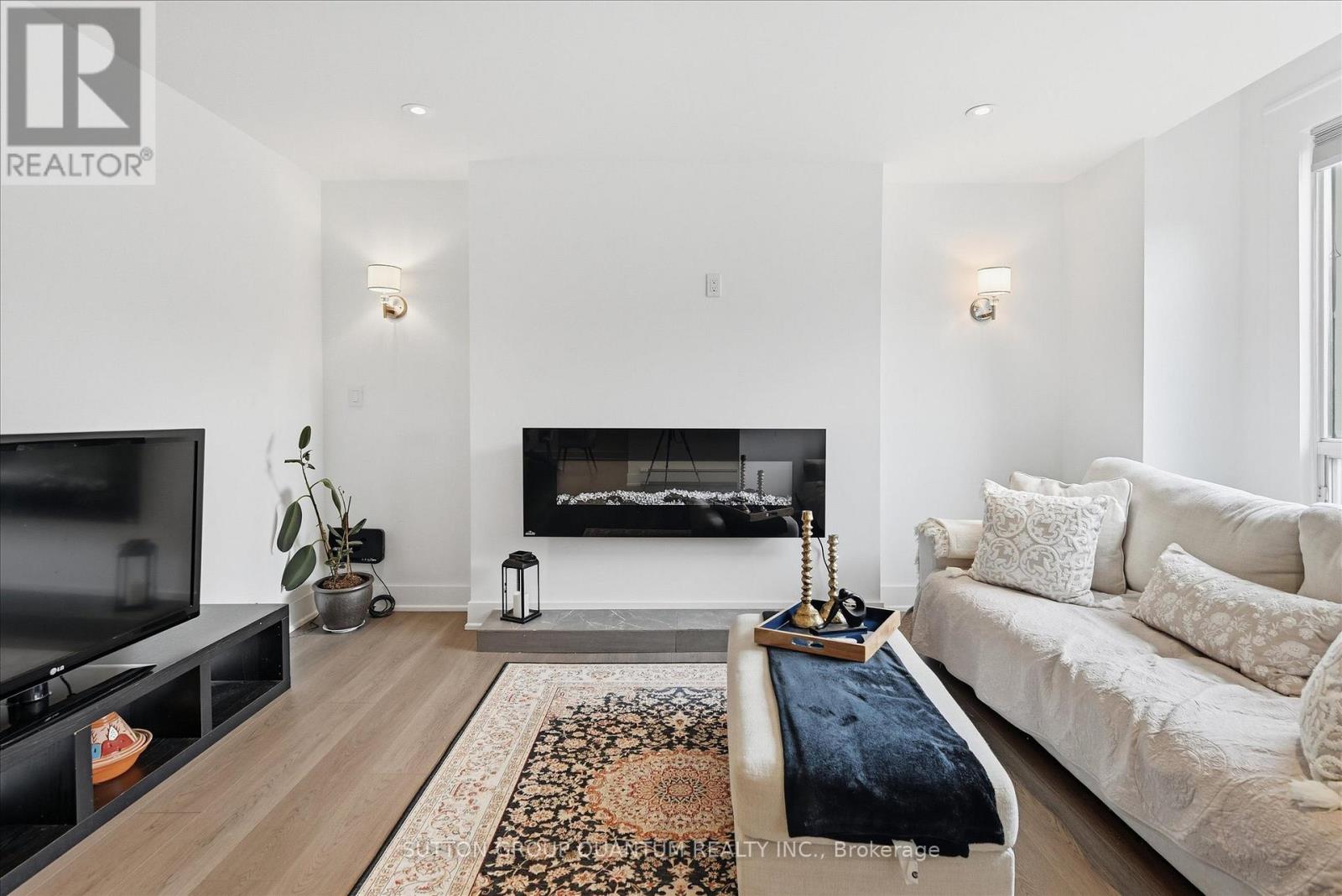 443 King William Street Property Photo 8