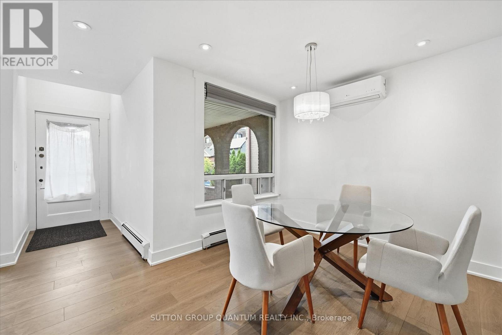 443 King William Street Property Photo 11