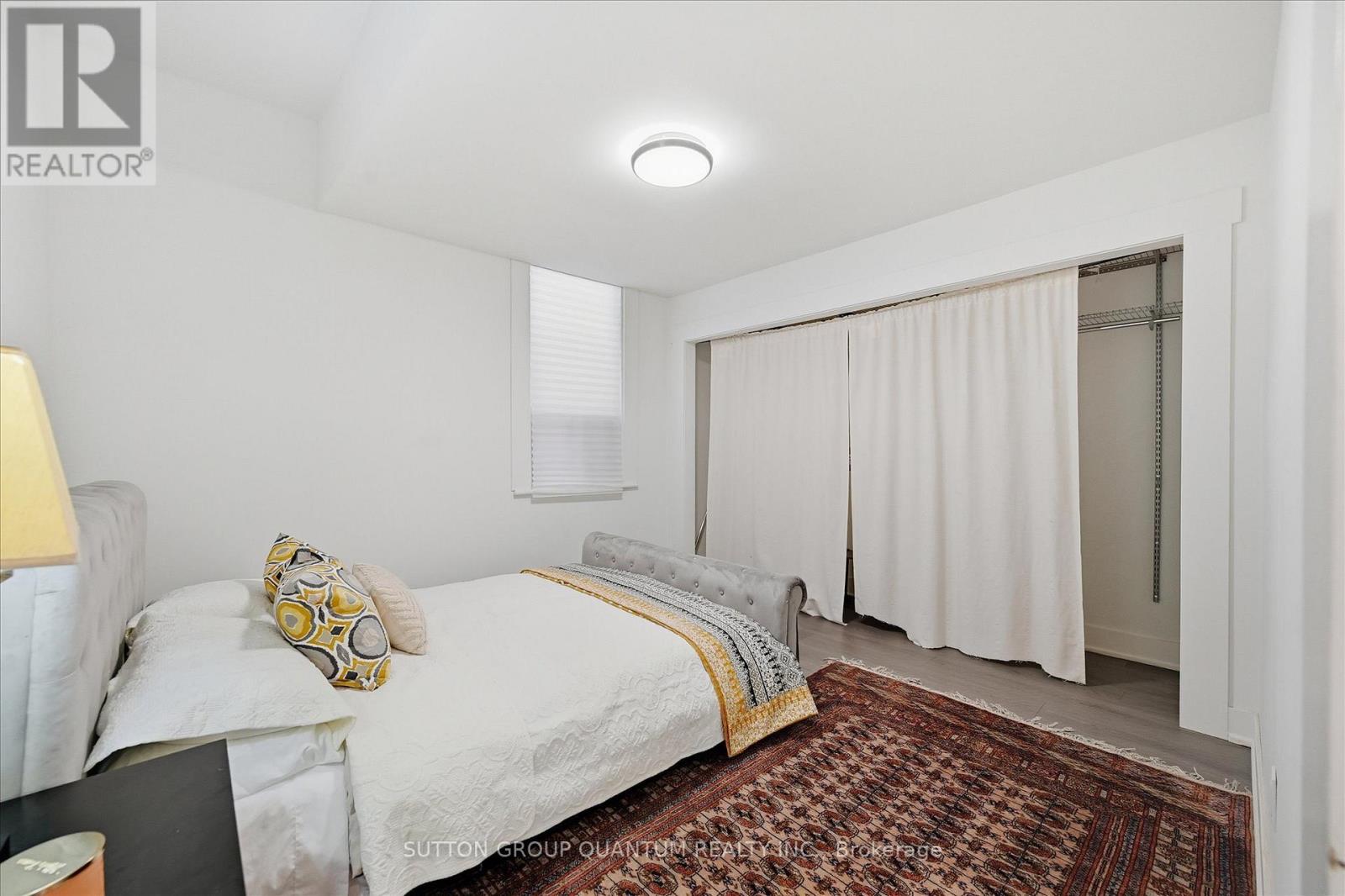 443 King William Street Property Photo 12