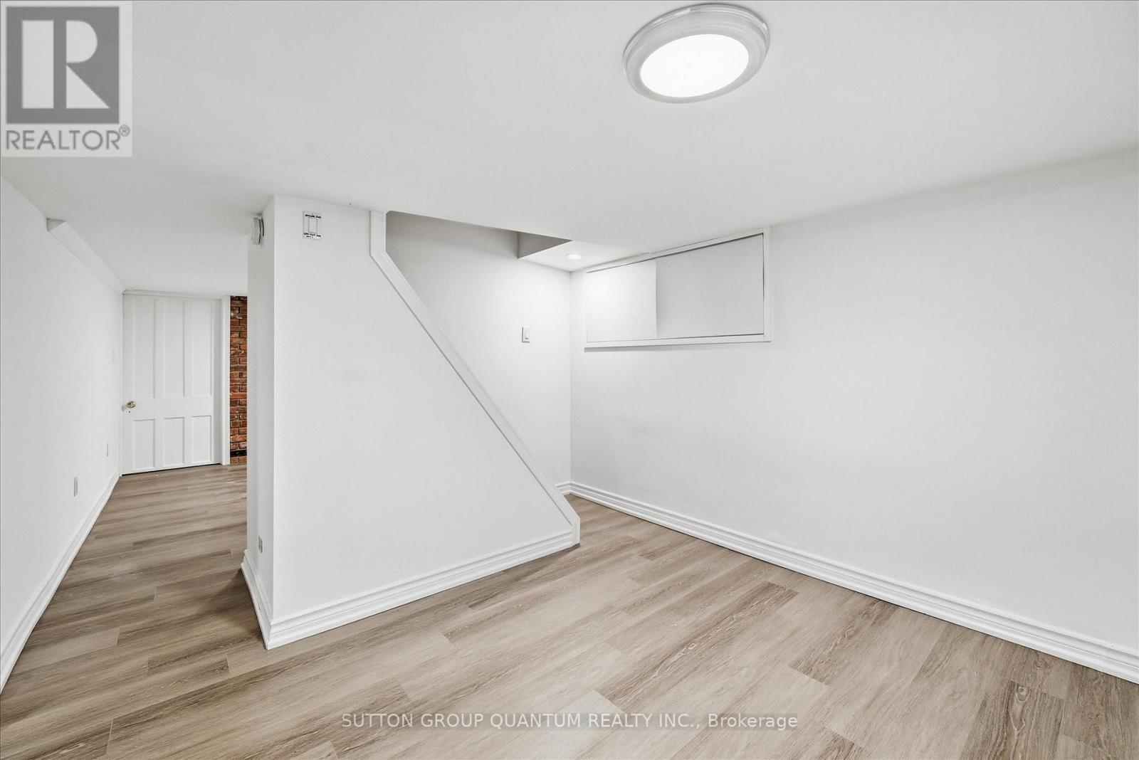 443 King William Street Property Photo 34