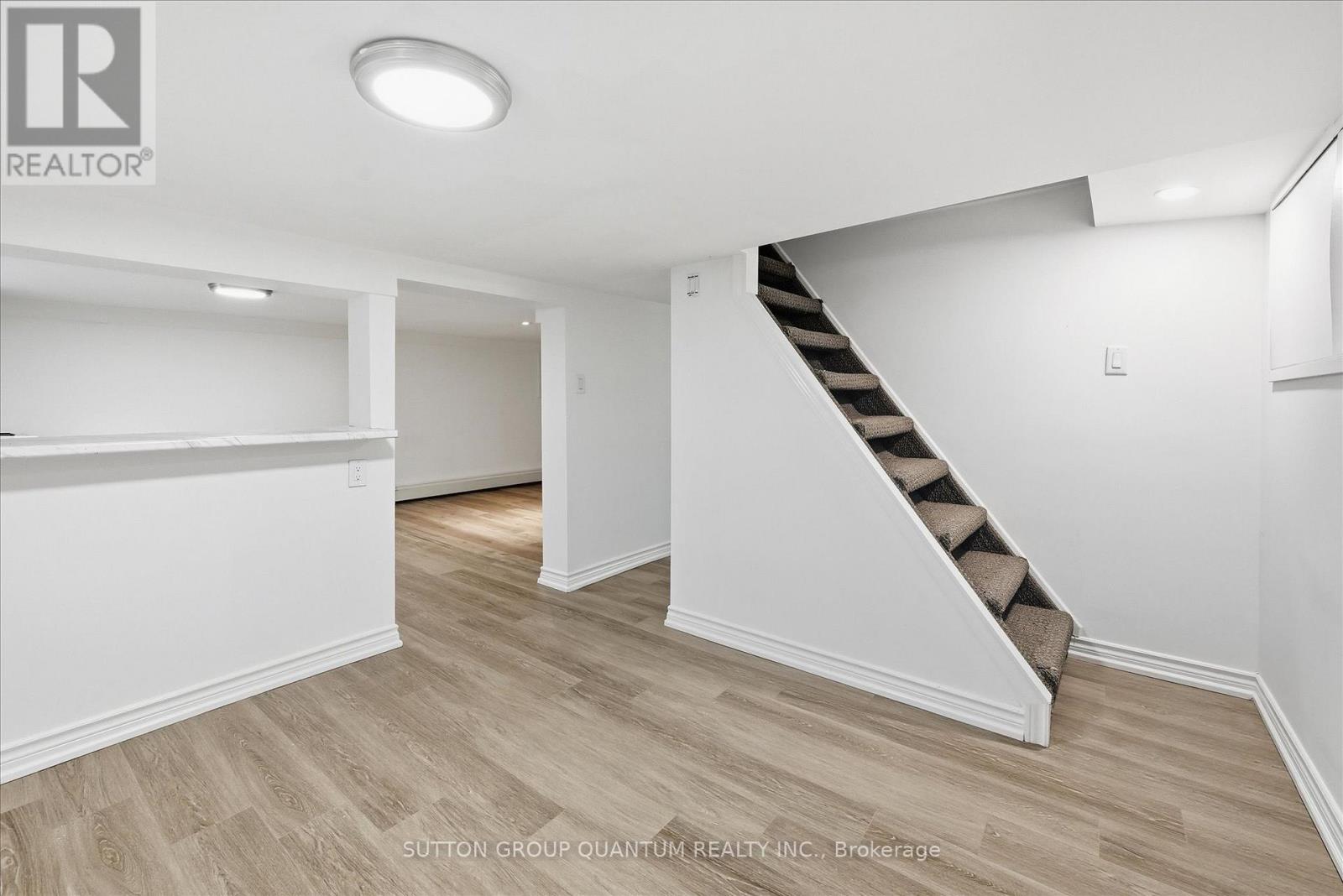 443 King William Street Property Photo 36