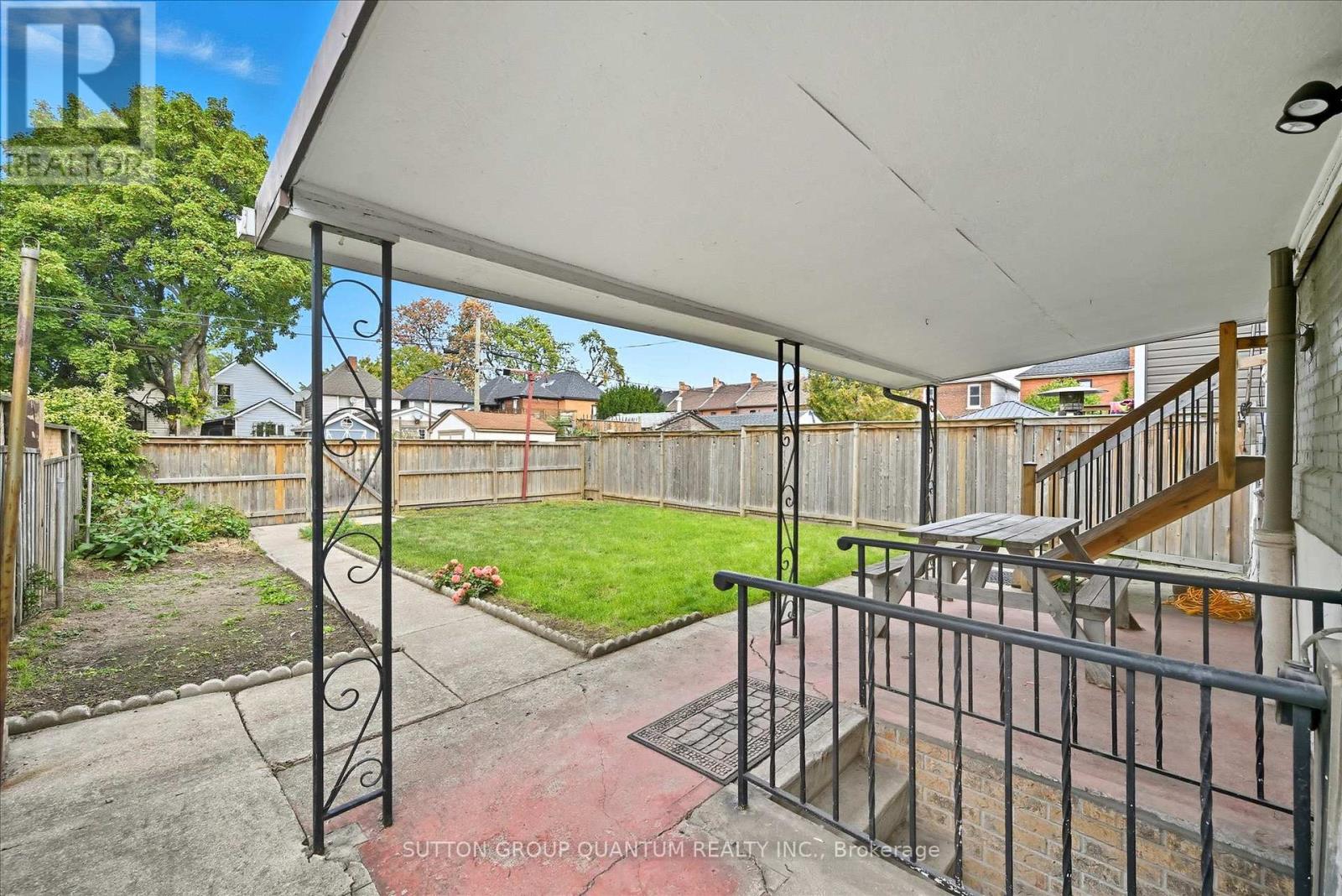 443 King William Street Property Photo 46