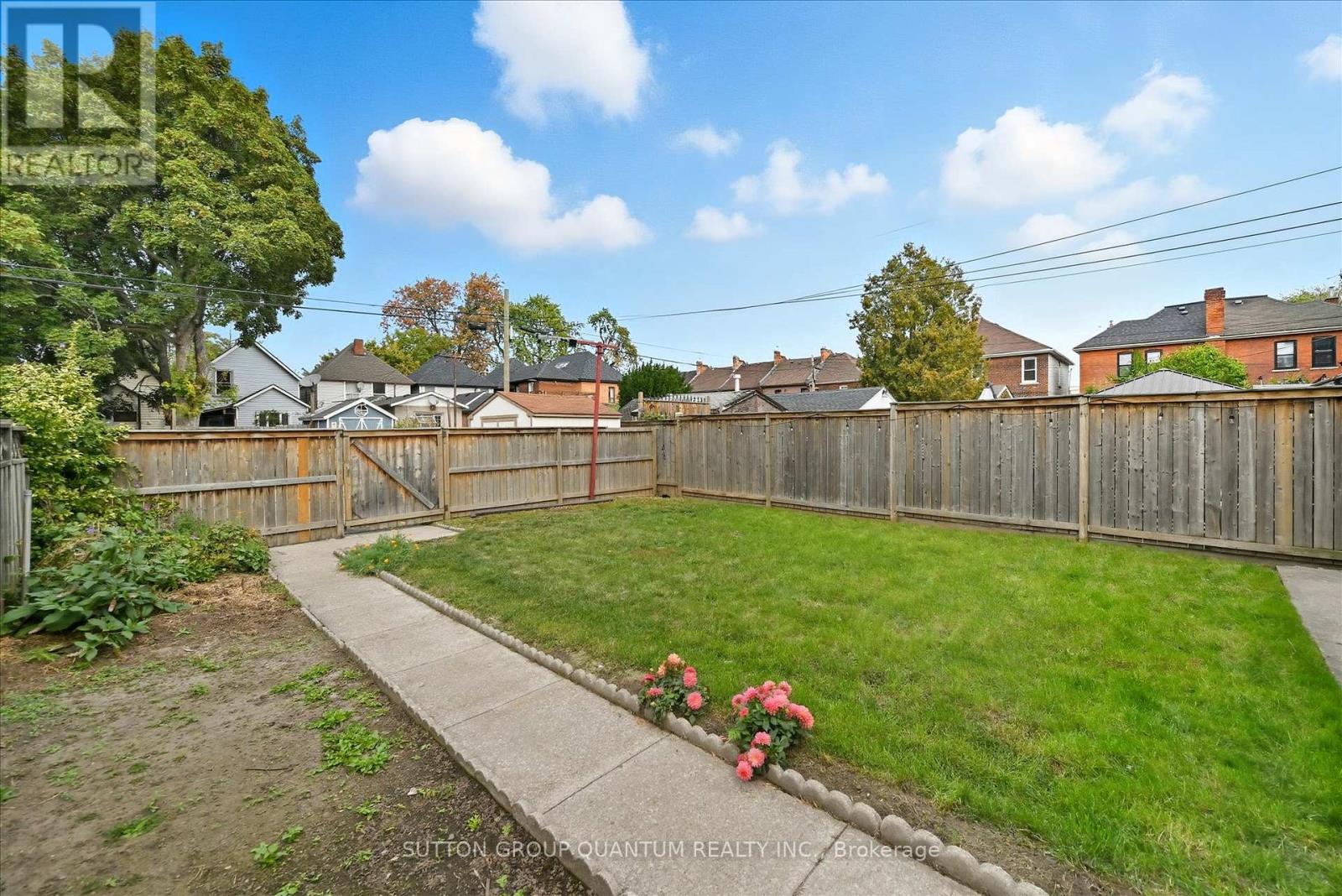 443 King William Street Property Photo 47