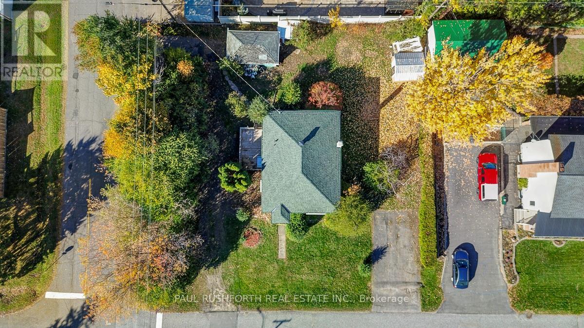 39 COTE DE NEIGES ROAD Property Photo 1