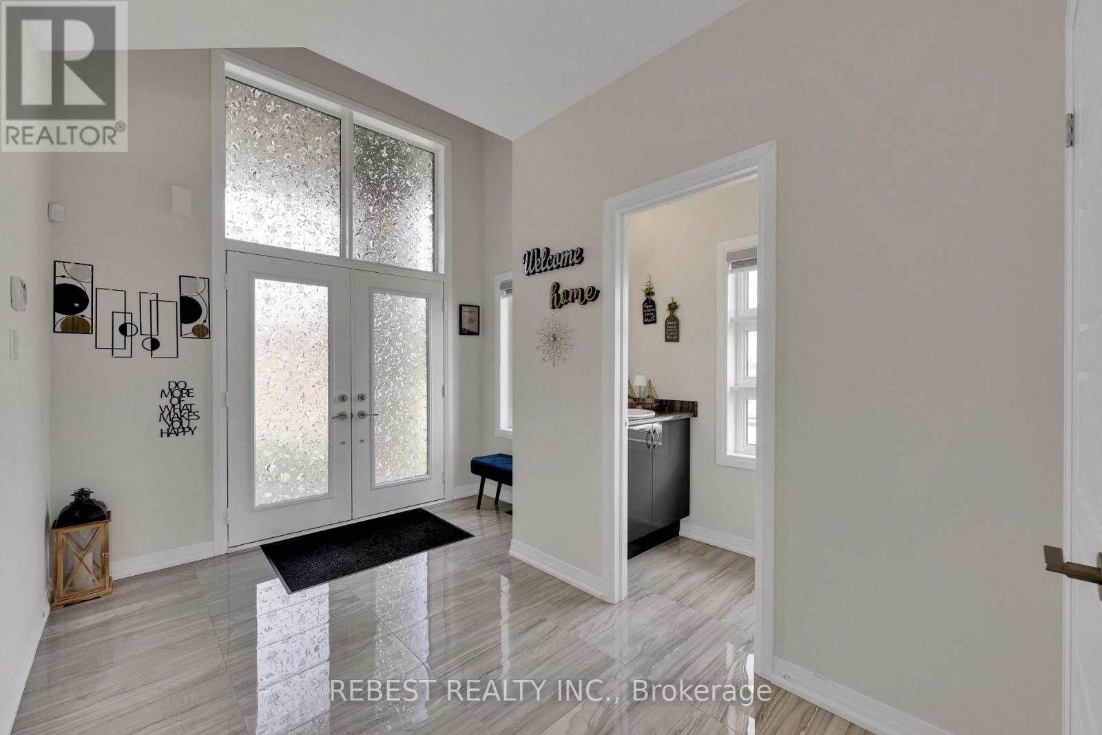 130 Hitchman Street Property Photo 9