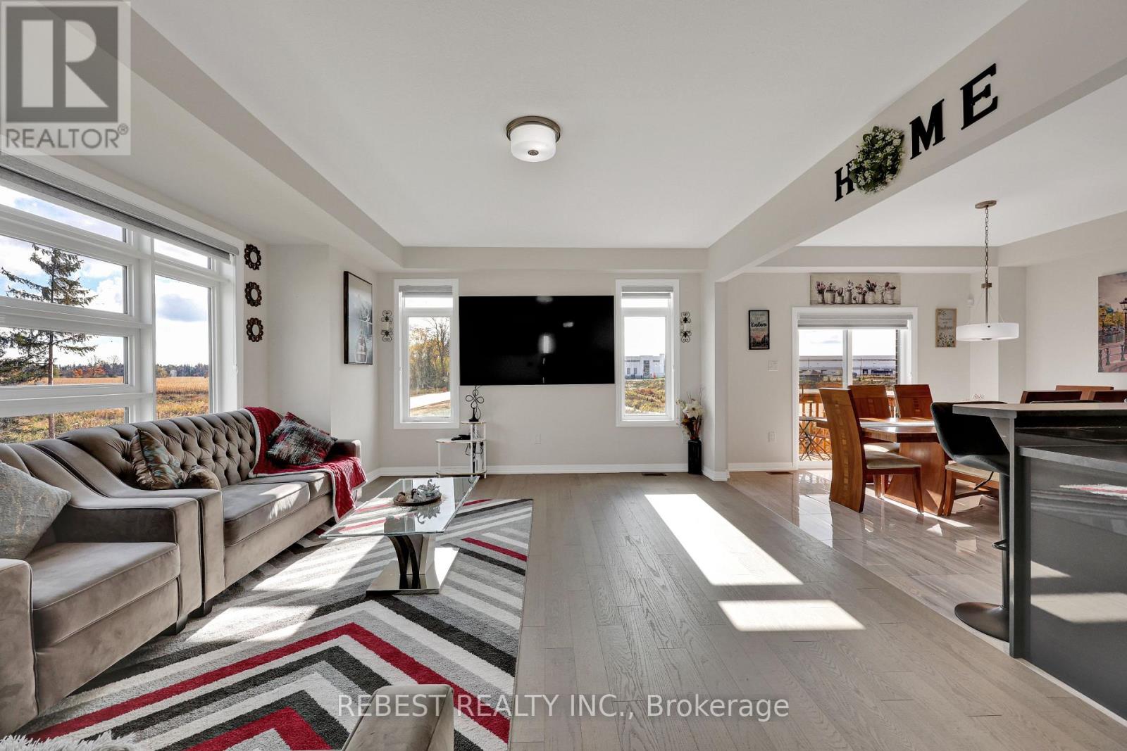 130 Hitchman Street Property Photo 11