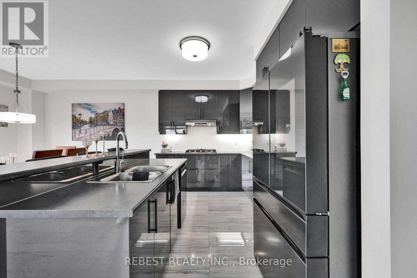 130 Hitchman Street Property Photo 17