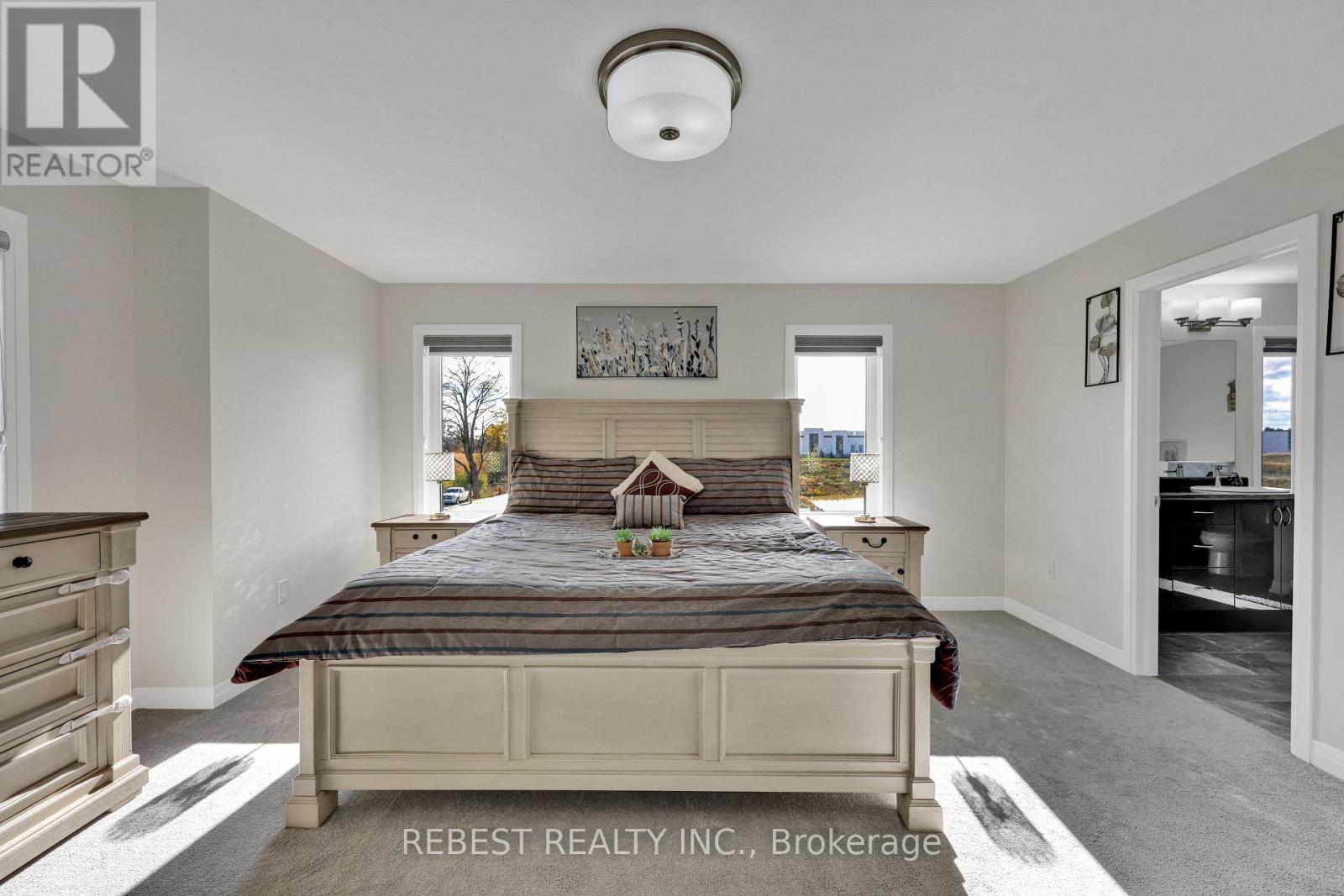 130 Hitchman Street Property Photo 34